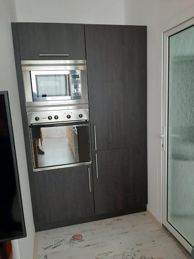 Апартаменты Zluty Apartman A6 V Chomutove Экстерьер фото